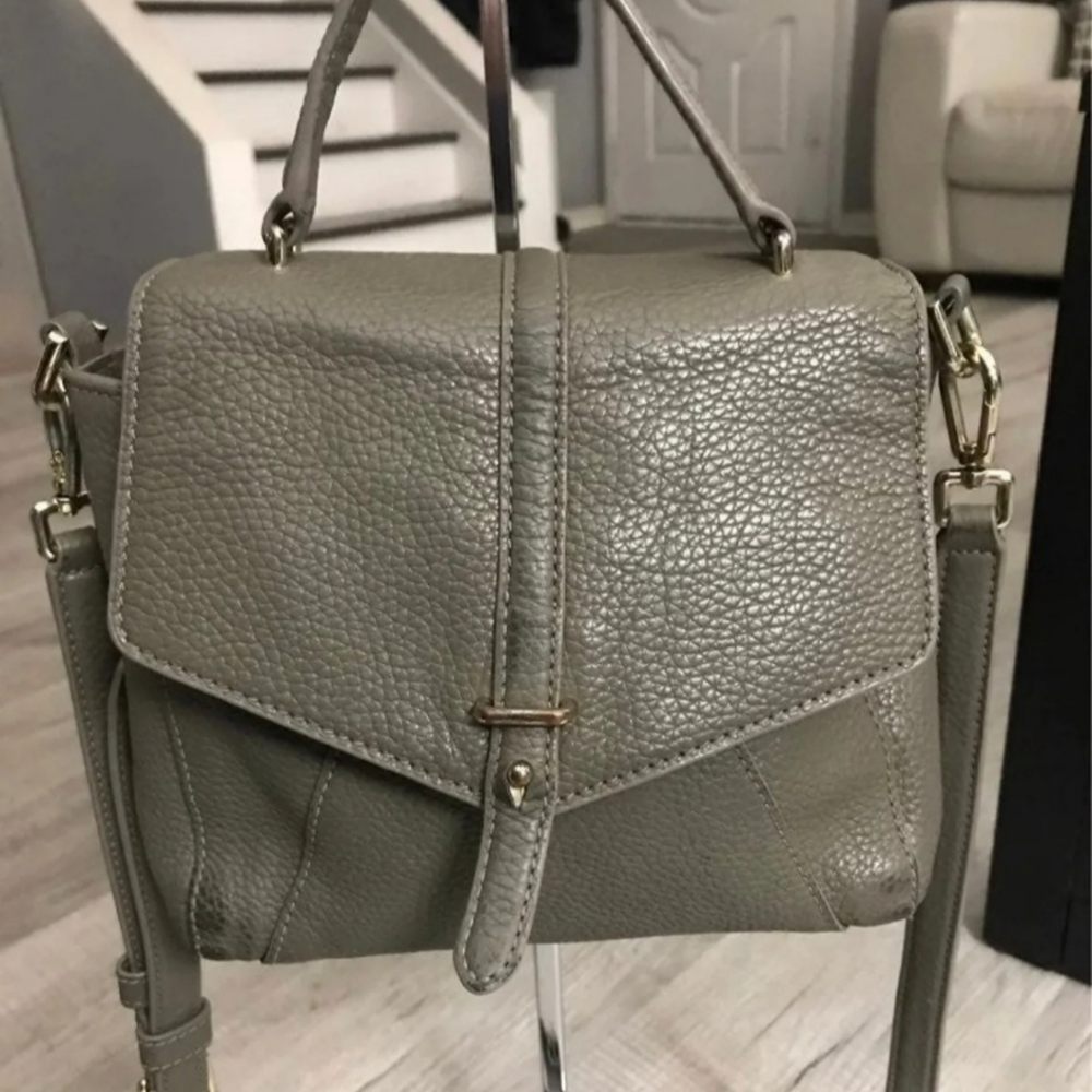 ☘In search of 🍀 Tory Burch small crossbody